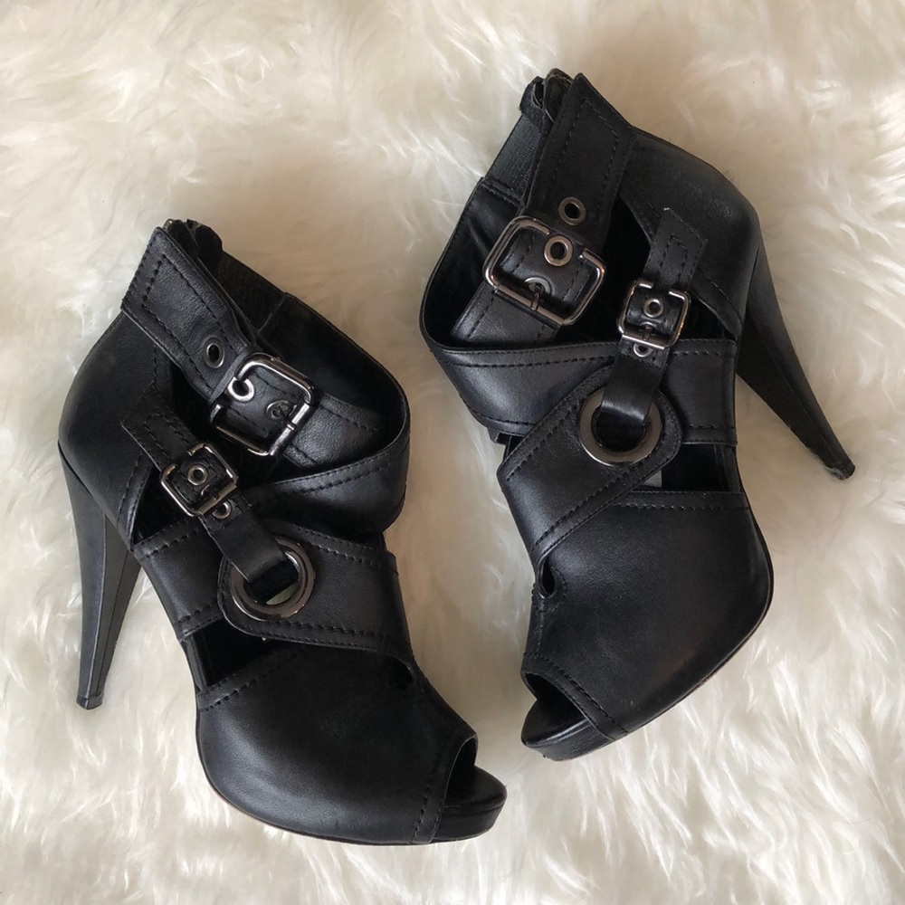 Chunky Buckle Aldo Booties - Picture 1 of 7